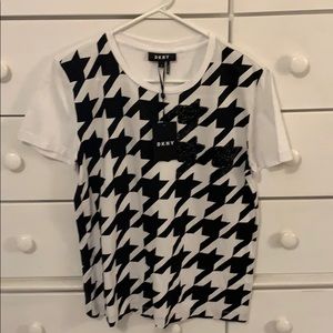 NWT DKNY White T-Shirt with Black Design